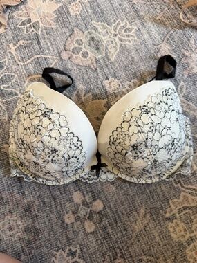 Victoria's Secret dream angels push up bra